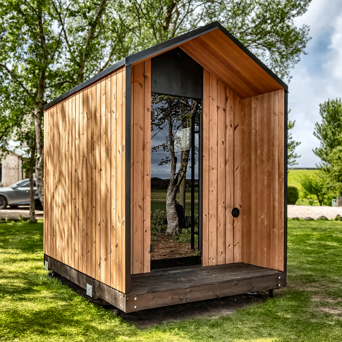 4–6 Person Nordic Outdoor Sauna with Opposing Benches