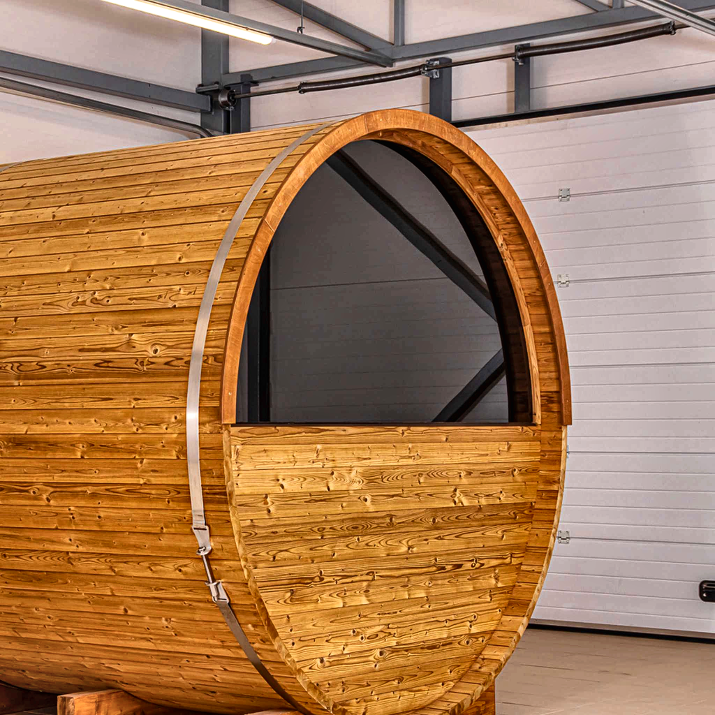 2–4 Person Compact Thermowood Barrel Sauna with Window