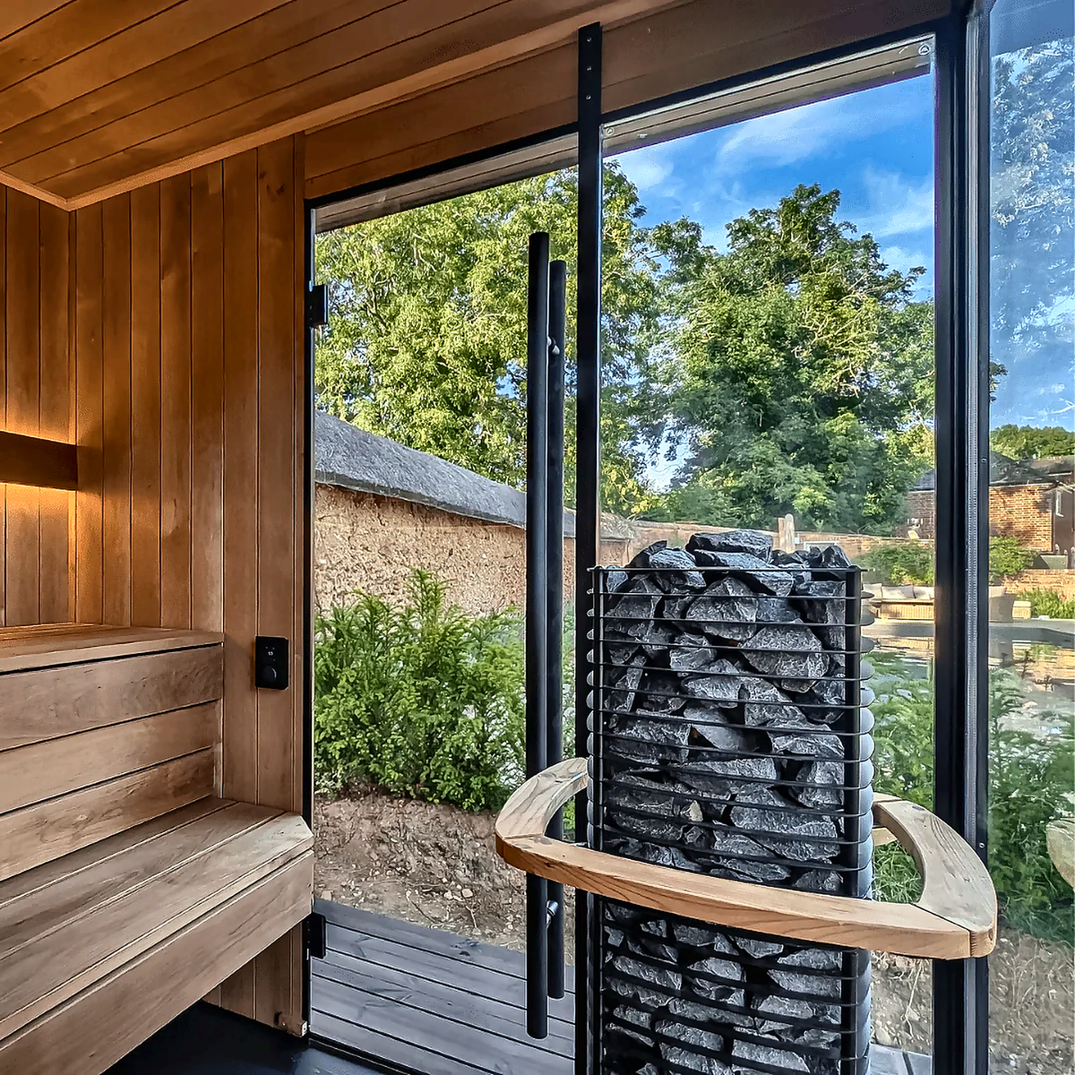 5–6 Person Modern CLT Outdoor Sauna with L-Shaped Benches