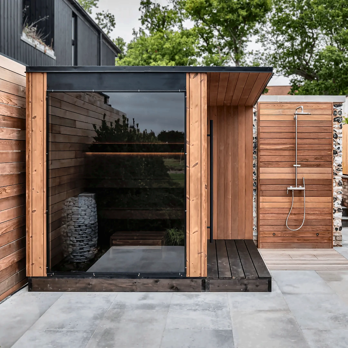 Nordic Outdoor Sauna — 3–4 Person Thermo Pine