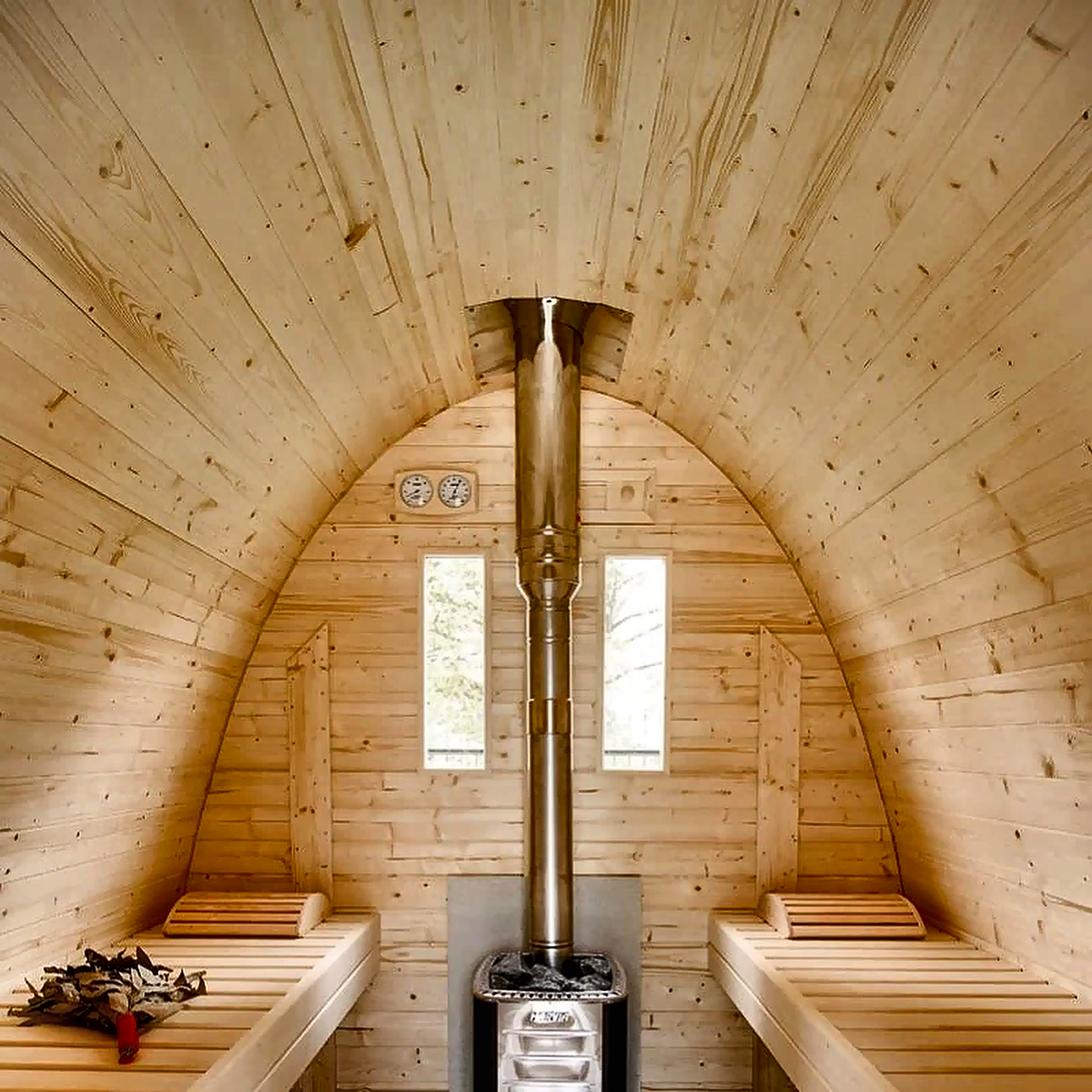 5–6 Person Outdoor Sauna Cabin with Flexible Heating