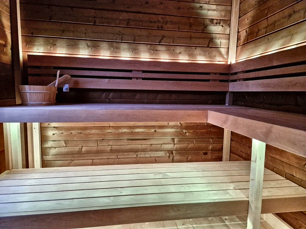 5 Person Large Outdoor Sauna with Long-Format Design