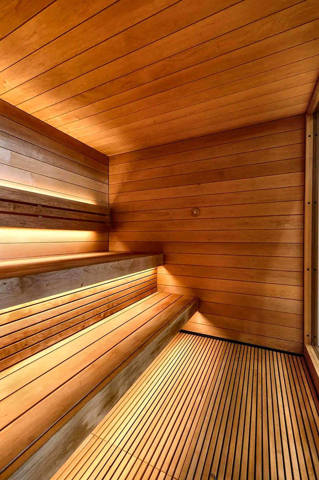 5 Person Thermo-Aspen Outdoor Sauna Cabin