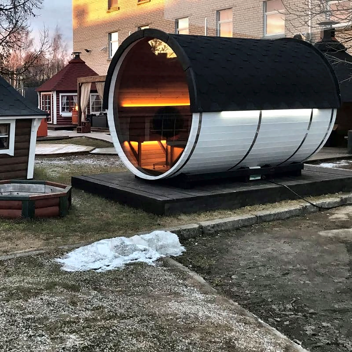7–8 Person Luxury Thermowood Barrel Sauna with Panoramic Glass