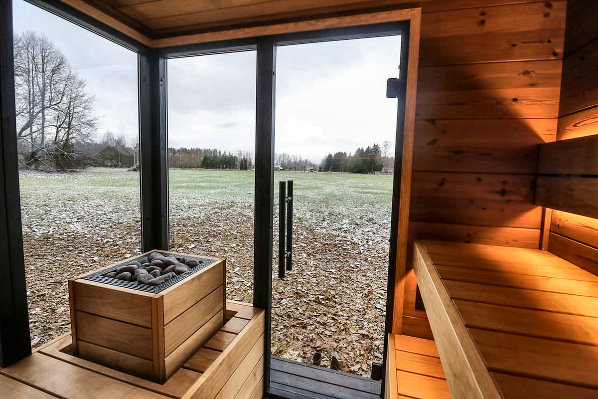 4 Person Premium Corner Outdoor Sauna with Thermo Wood