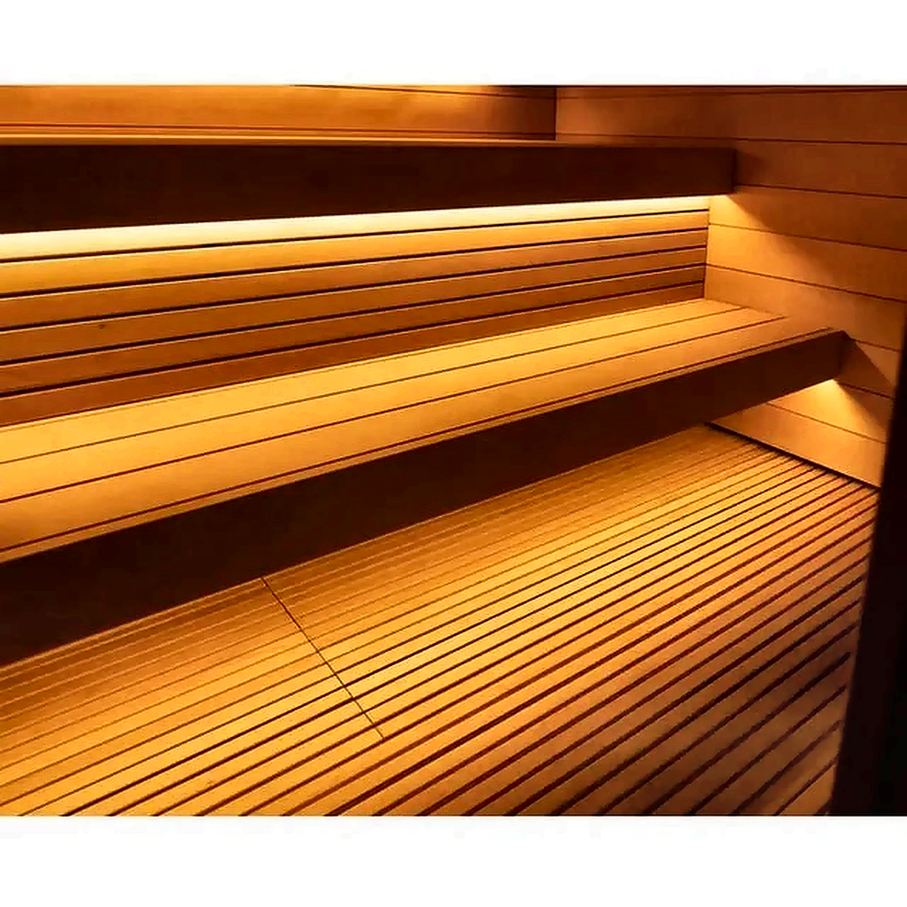 4 Person Outdoor Sauna with Covered Terrace