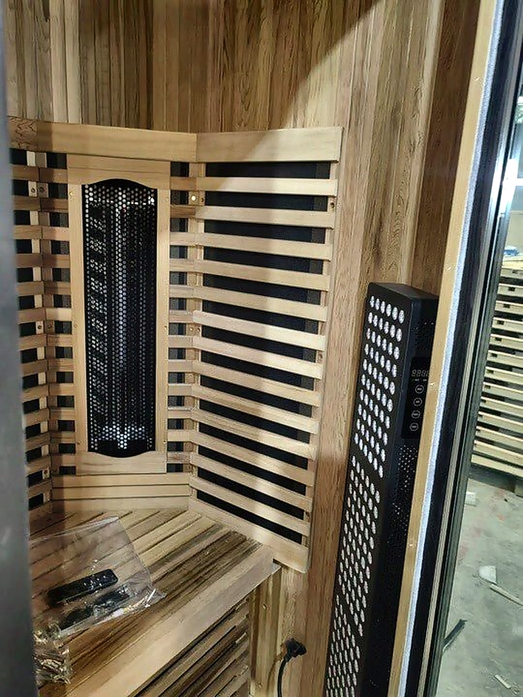 2 Person Full Spectrum Infrared Sauna with Red Light Panel