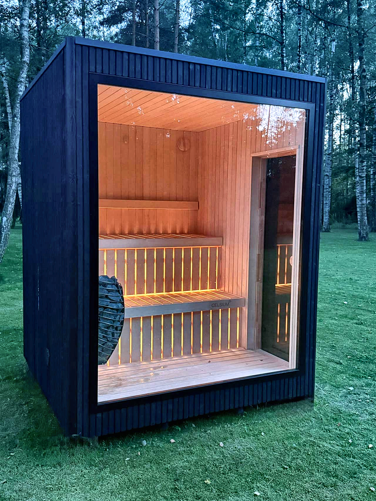 4 Person Premium Outdoor Sauna Cabin
