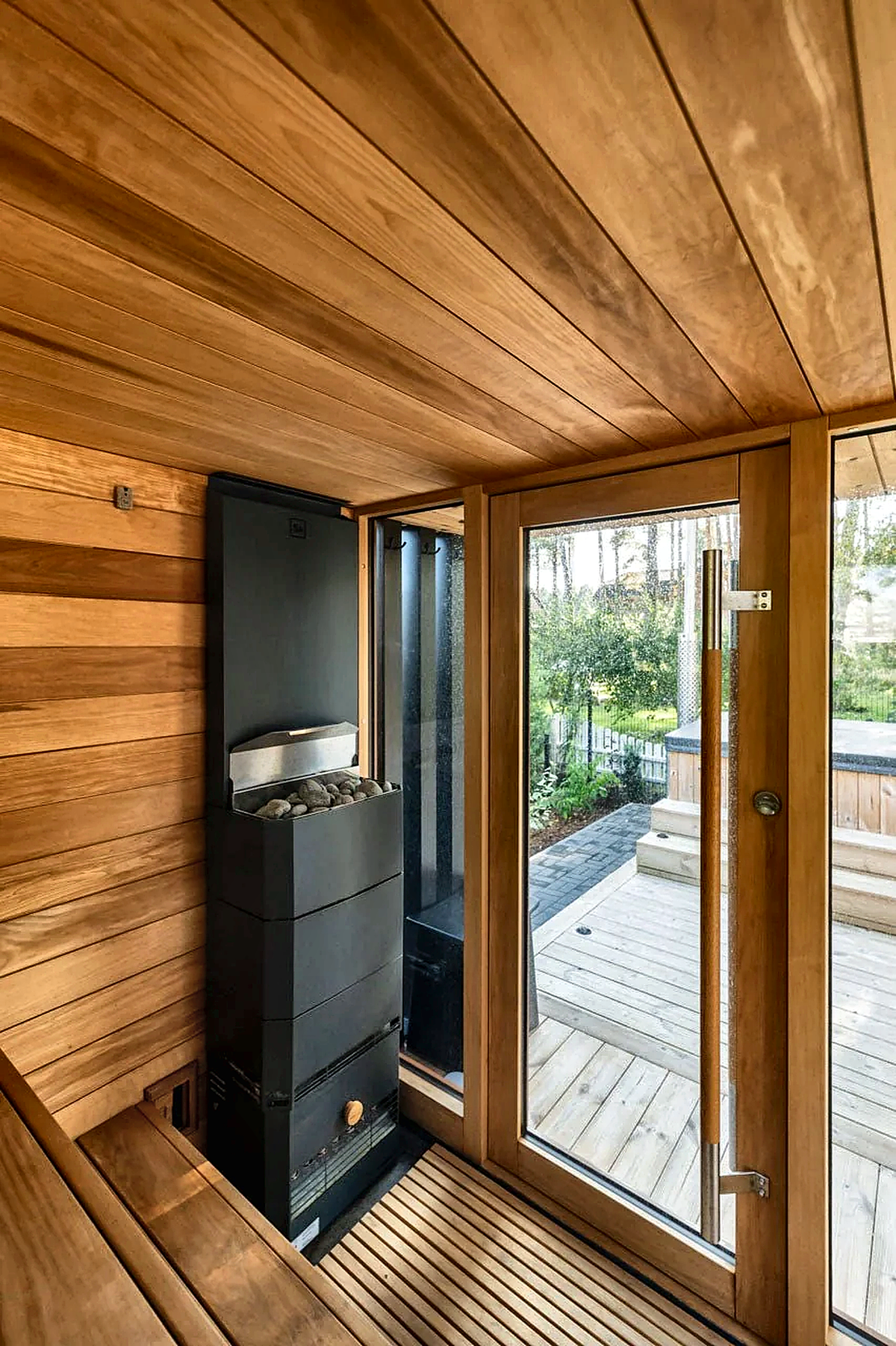 4 Person Outdoor Sauna with Covered Terrace