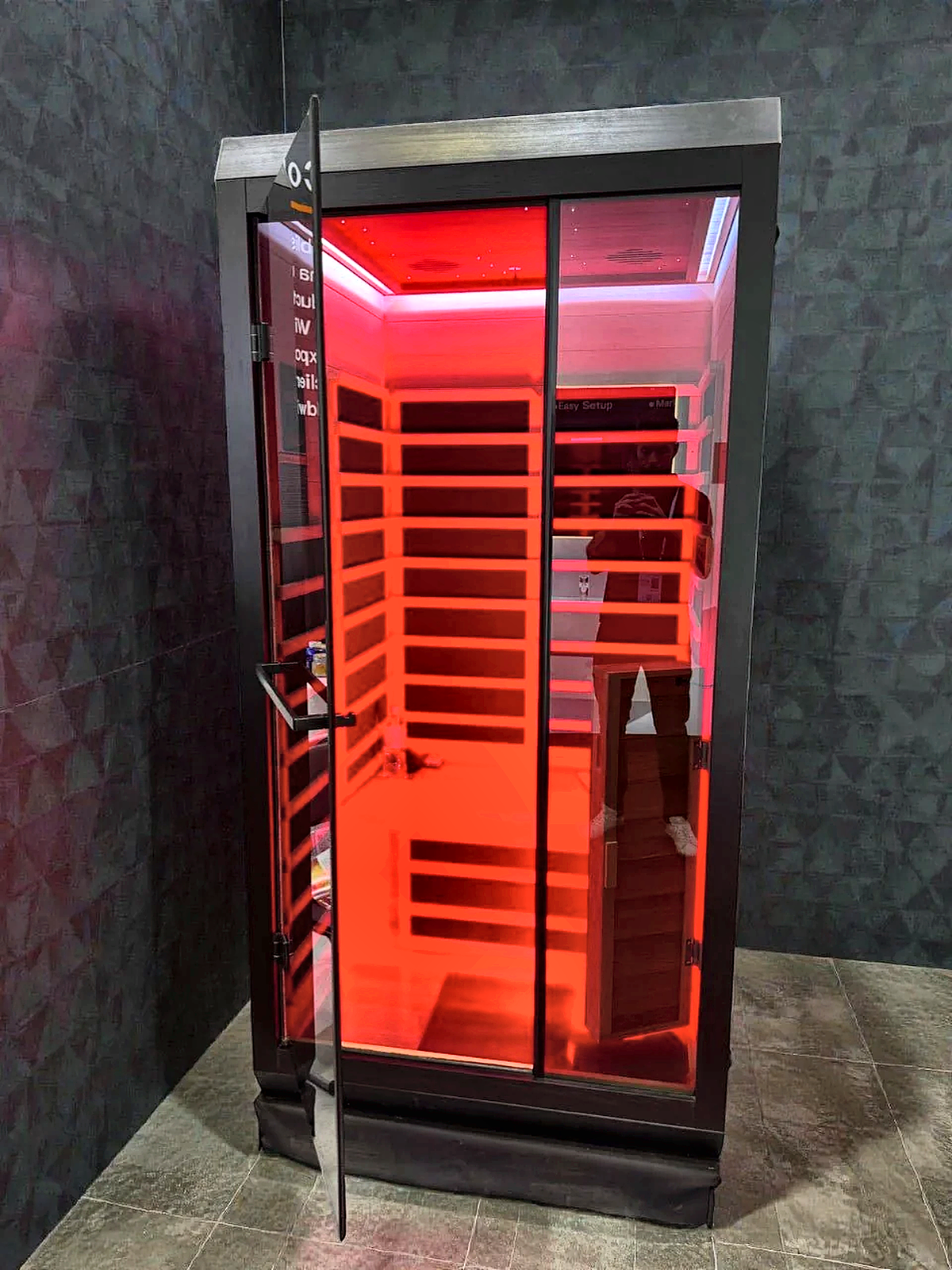 1–2 Person Smart Far Infrared Sauna with Red Light
