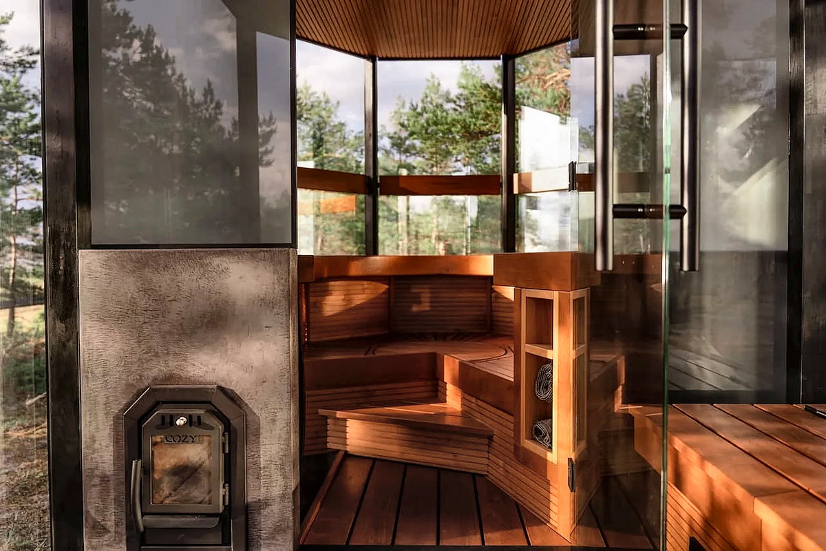 7 Person Panoramic Outdoor Sauna with Changing Room