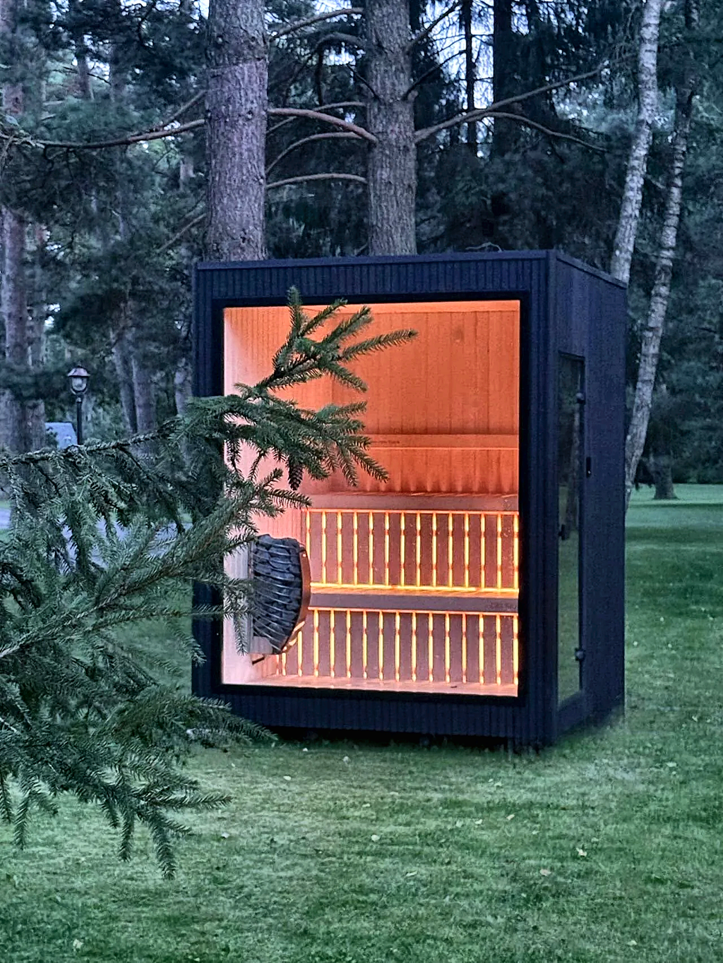 4 Person Premium Outdoor Sauna Cabin
