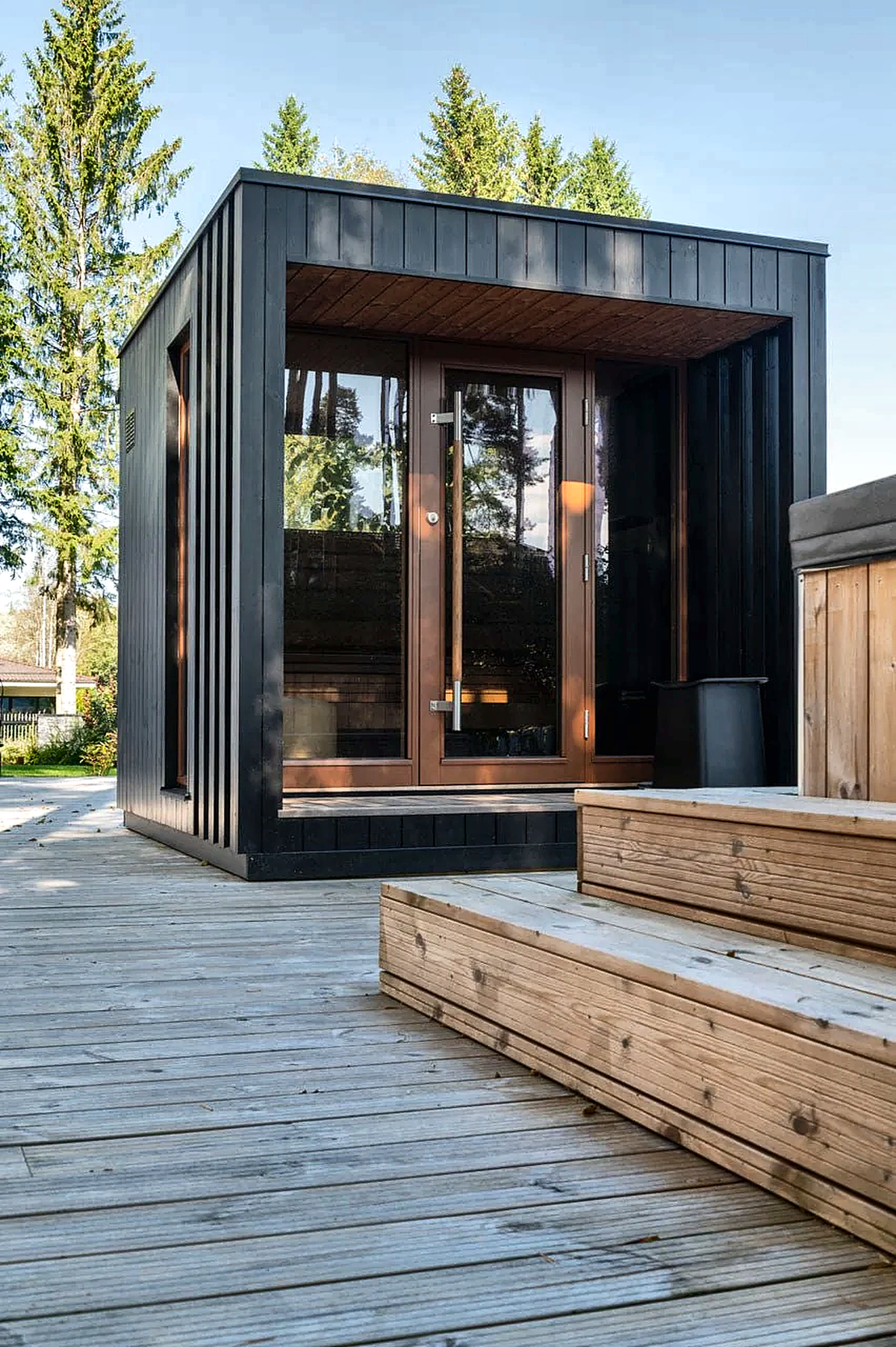 4 Person Outdoor Sauna with Covered Terrace