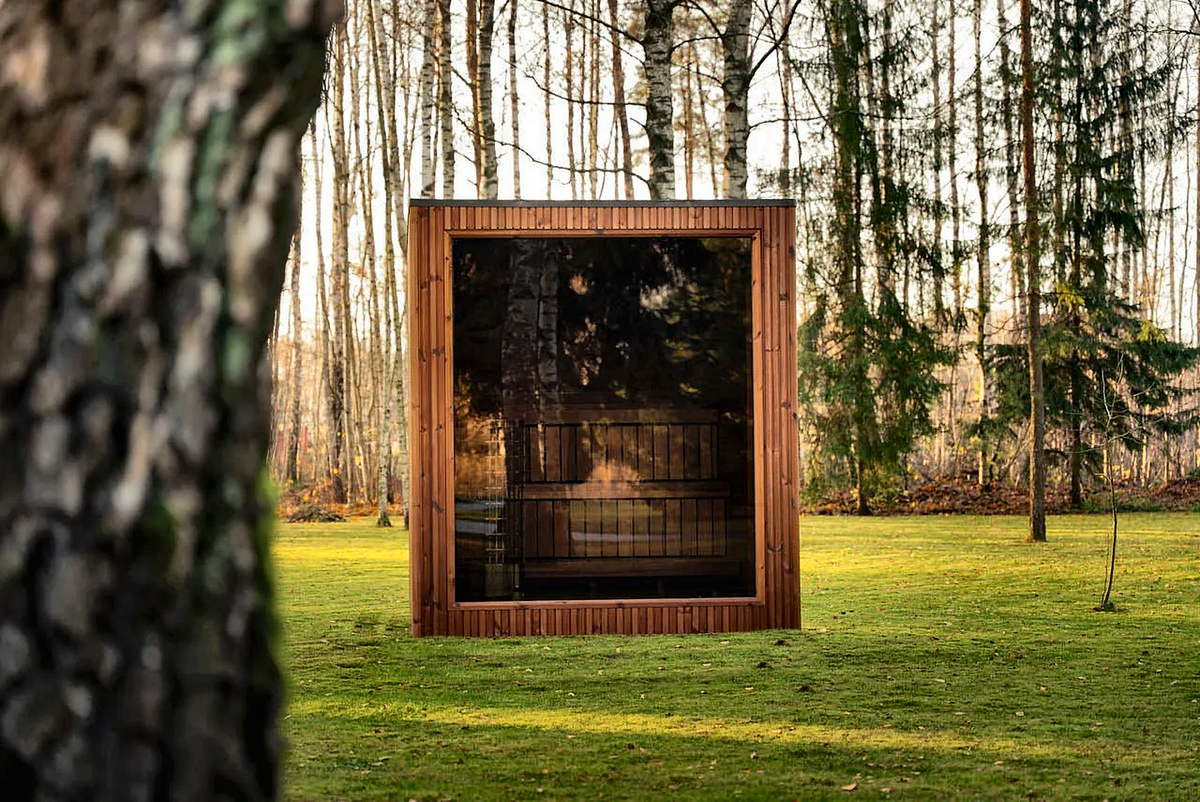 4 Person Premium Outdoor Sauna Cabin