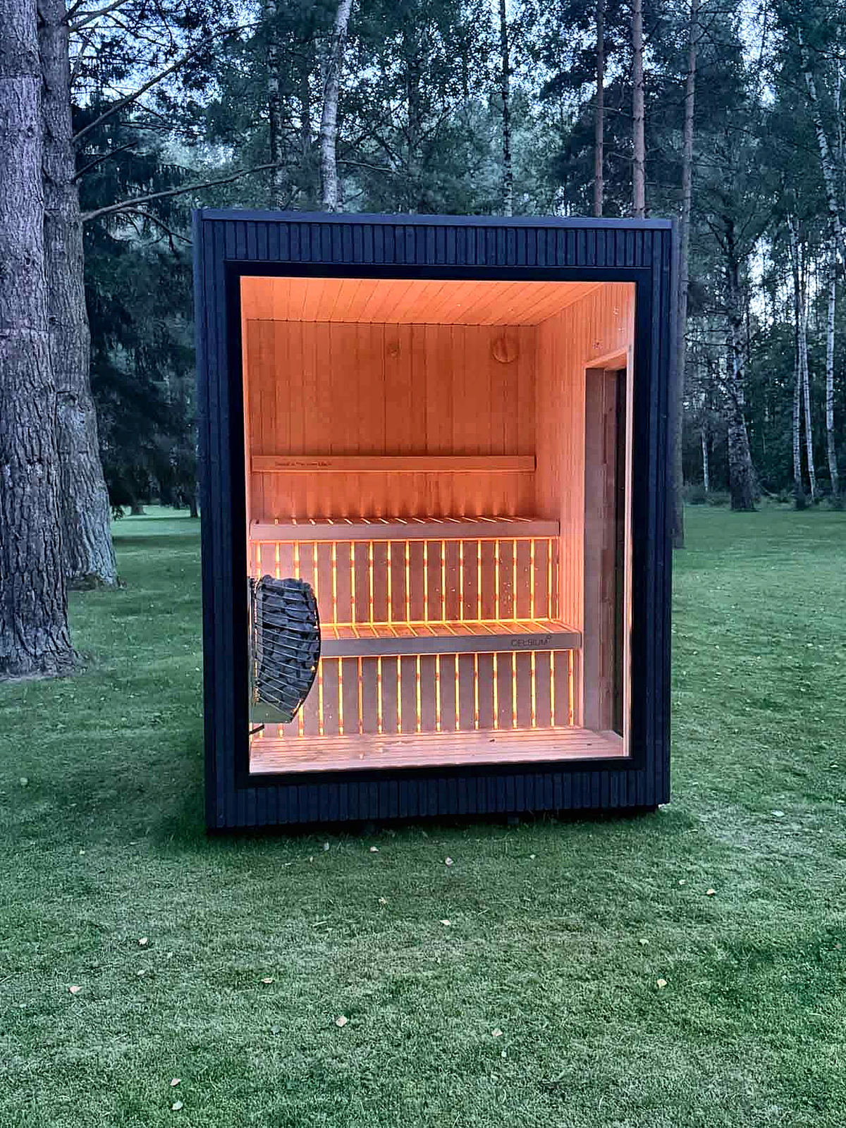 4 Person Premium Outdoor Sauna Cabin